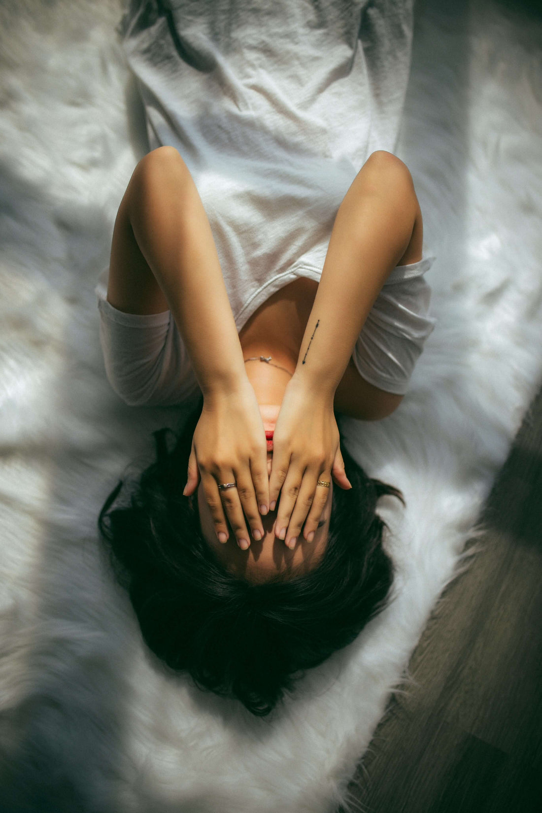 Femme souffrant de troubles menstruels